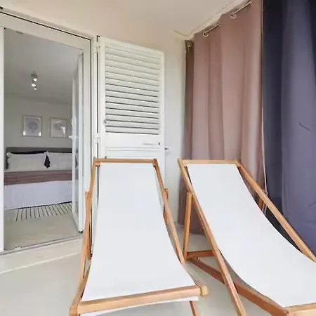 דירה Little With Outdor Patio *